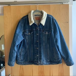 Levi Ex-Boyfriend Trucker Jacket